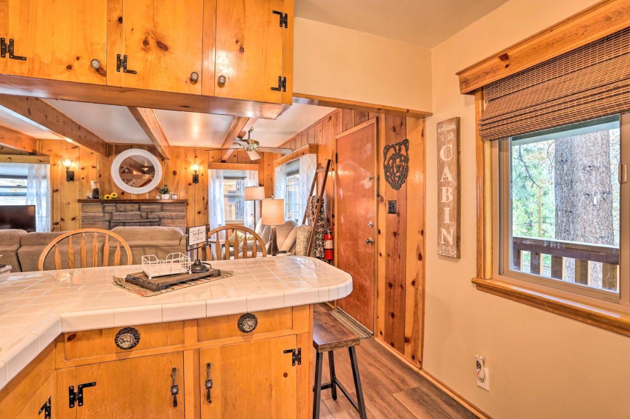 Wrightwood Cabin With Cozy Interior! エクステリア 写真