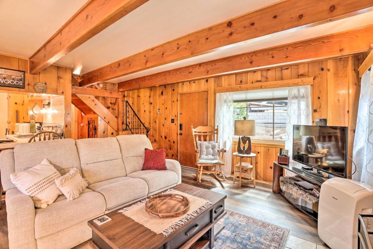 Wrightwood Cabin With Cozy Interior! エクステリア 写真